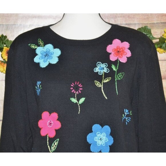 Alfred Dunner XL Black Pullover Crewneck Sweater Embroidered Flowers Long Sleeve - Picture 2 of 9